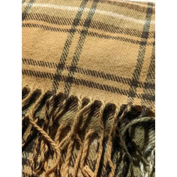 Steve Madden Women's Pop Plaid Fringe-Trim Scarf Brown (MSRP $44) - Picture 3 of 4